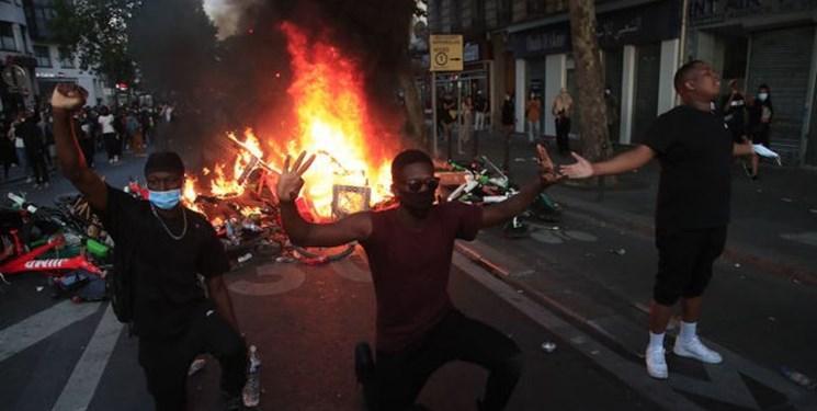 فیلم ، برگزاری تظاهرات علیه خشونت پلیس و نژادپرستی در پاریس