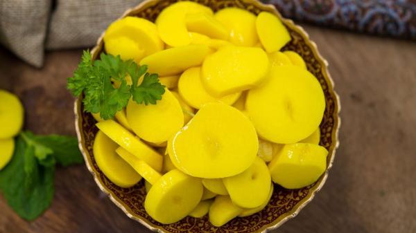 طرز تهیه ترشی موسیر با موسیر تازه؛ بدون تلخی به روش سنتی